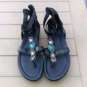 New Earth Sandals